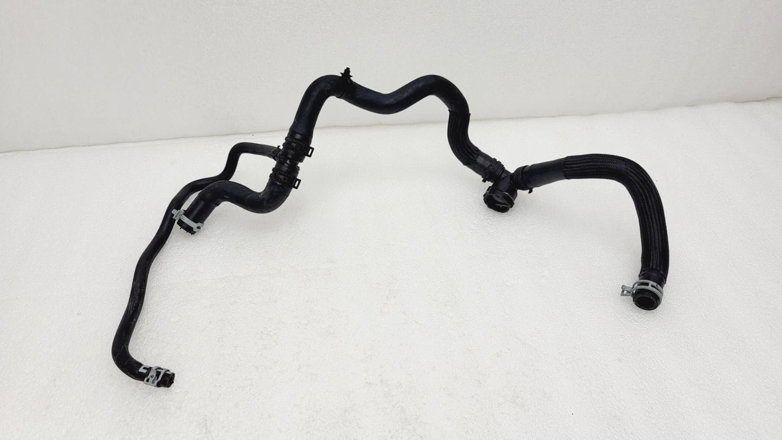 Coolant Reservoir Lower Hose Assembly for Ford Fiesta ST (2014–2019) H1B1-8C289-AD
