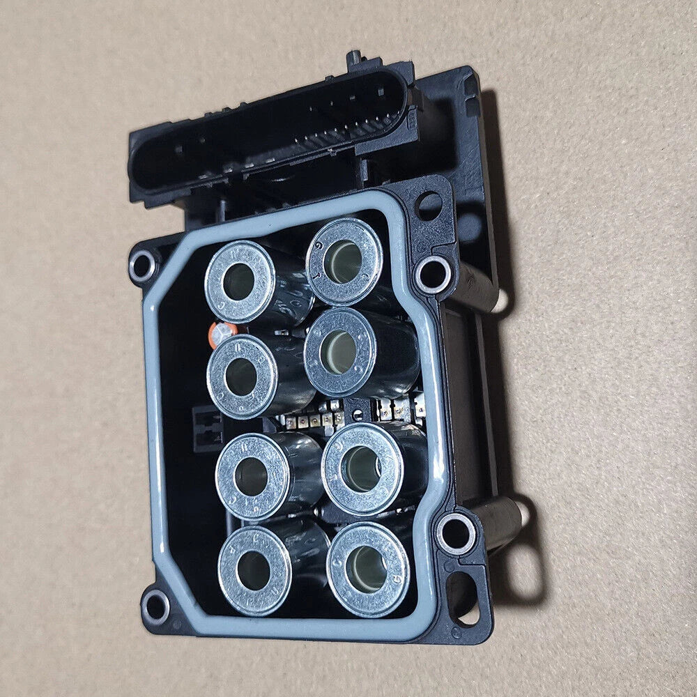ABS Anti-lock Brake Actuator Control Module for Toyota Camry (2007–2009) 44050-33240