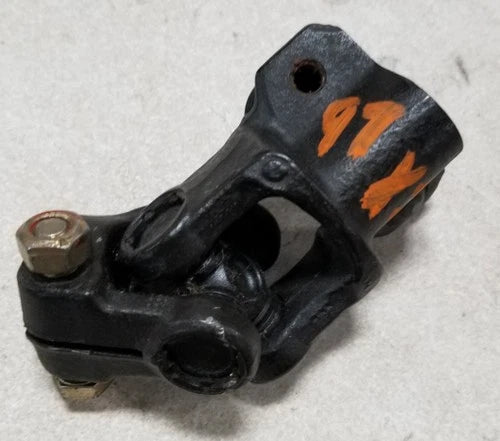 Steering Column Lower Shaft Universal Joint for Jaguar XJ6 VDP X300 (1995–1997)