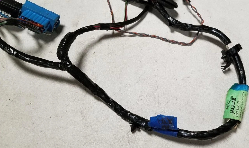 Front RH Passenger Door Wire Harness for Jaguar XJ8 XJR VDP (1998–2003) LN