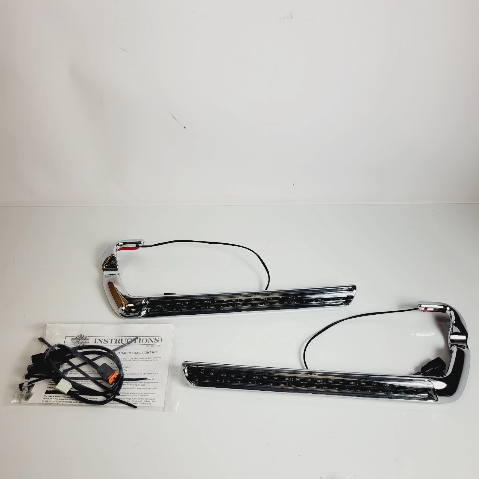 Smoked Electra Glo Saddlebag Side Marker Light Kit for Harley-Davidson (2014–2023)