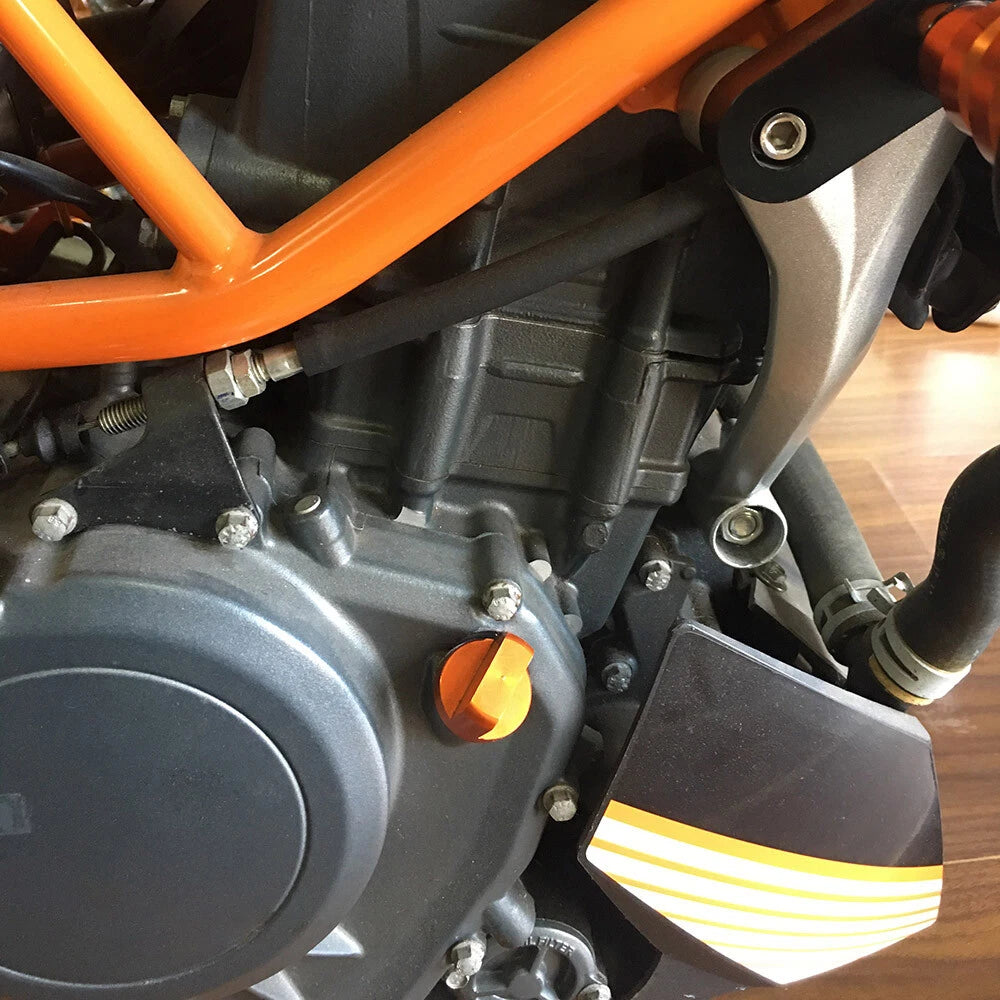 Front Master Cylinder Oil Filter Cap for KTM 125 200 390 Duke (2011–2015)