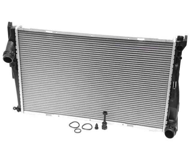Radiator for BMW 3 Series (2006–2011) Nissens 60785A / 17 11 7 558 480
