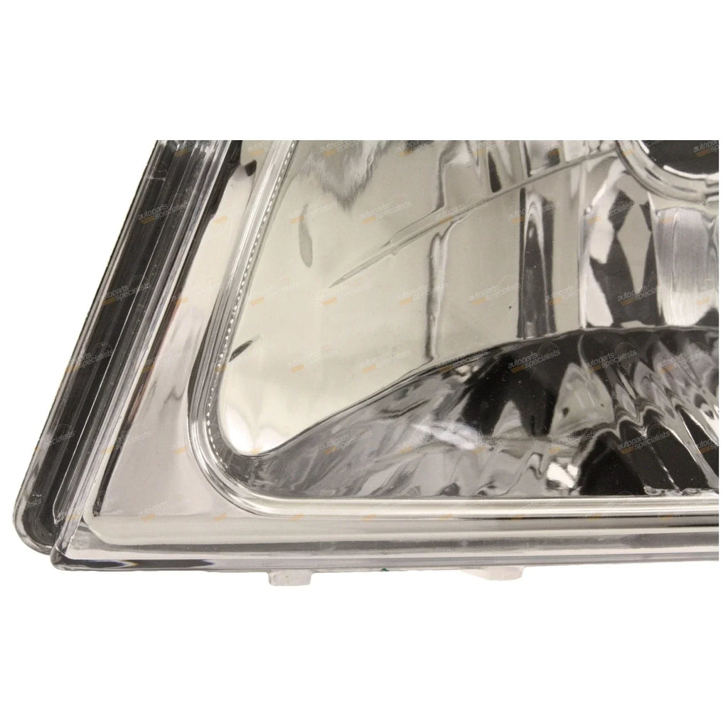 LH Replacement Headlight for Toyota Hilux SR5 (2001–2005)