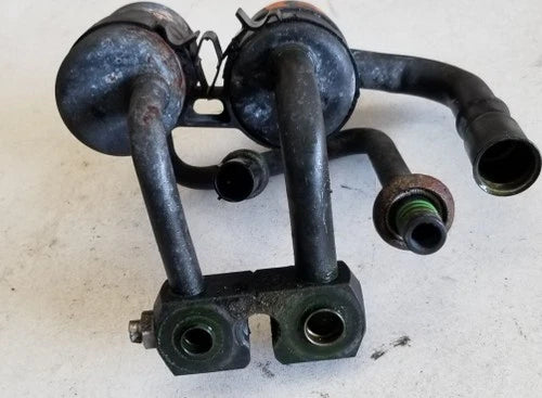 AC Compressor Manifold for Lincoln Continental (1998–2002)