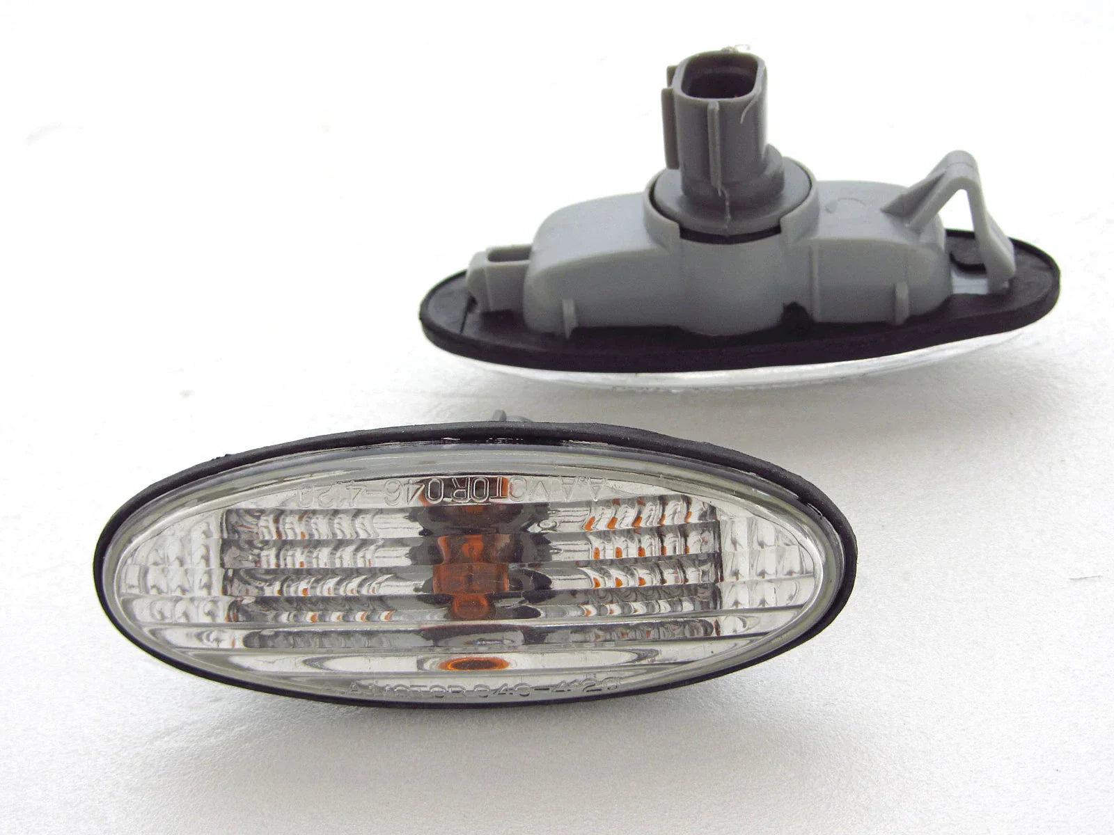 Crystal Guard Side Fender Lights for Mazda 323, 626, Bravo, Ford Courier, Ranger