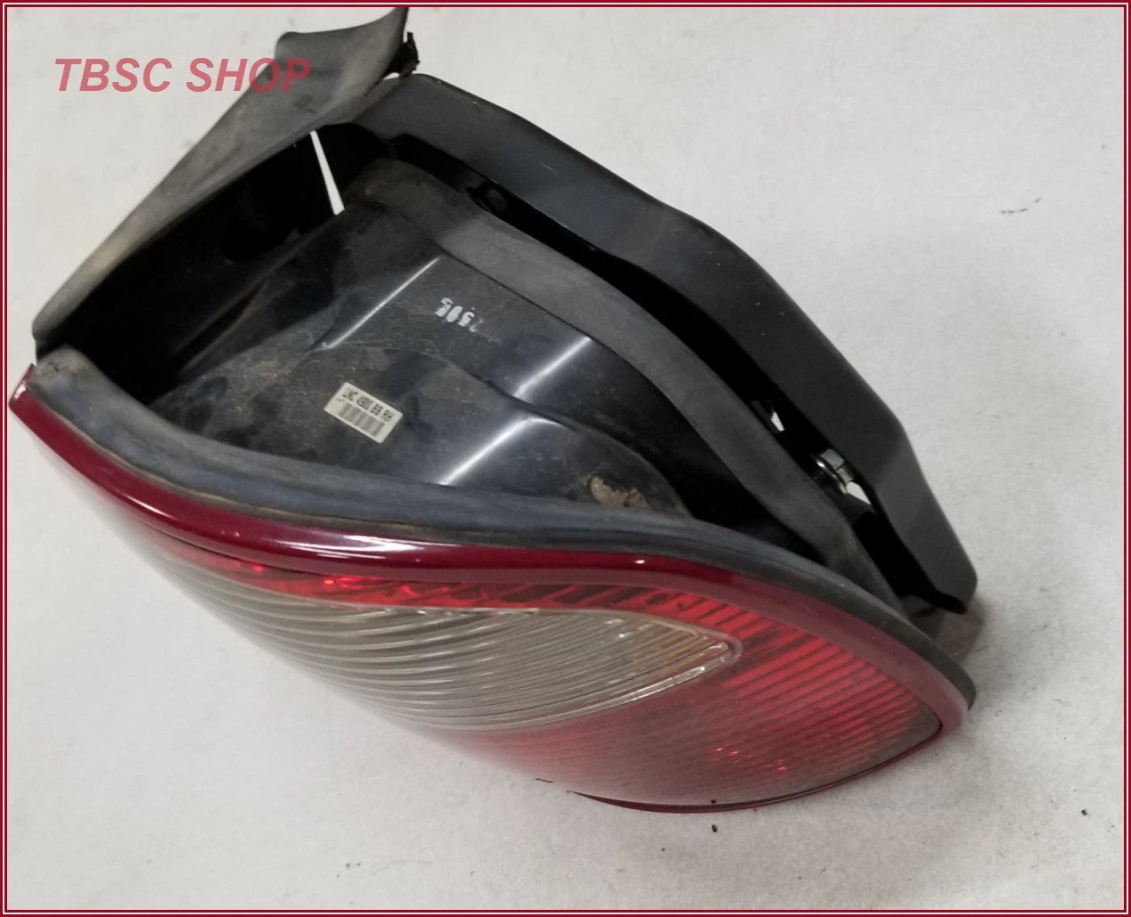 RH Tail Light for Jaguar XJR (1998–2003) LNC4900BB