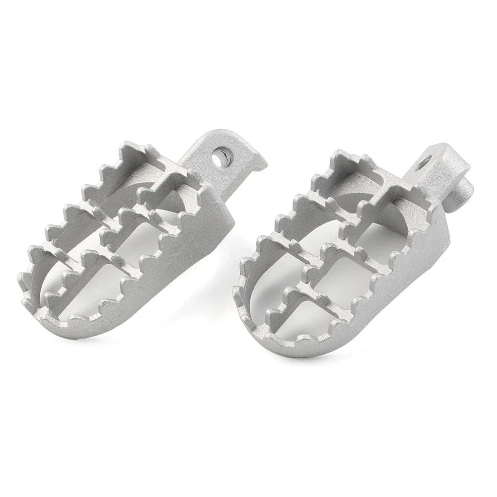 Universal Motorcycle Wide Foot Pegs for Bike Racing Silver