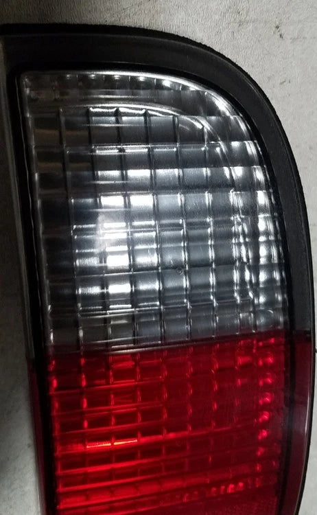 Trunk Reflector for Lincoln LS (2003–2006) LH Driver Side