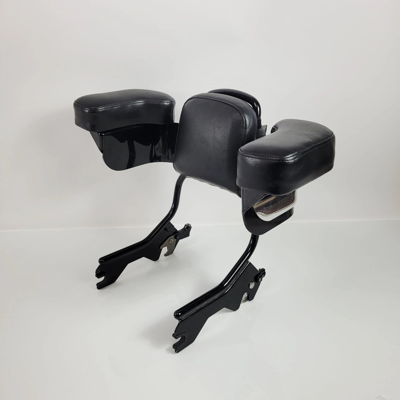 OEM Black Sissy Bar Backrest w/ Arm Rest for Harley Softail Heritage Classic (2018–2025)