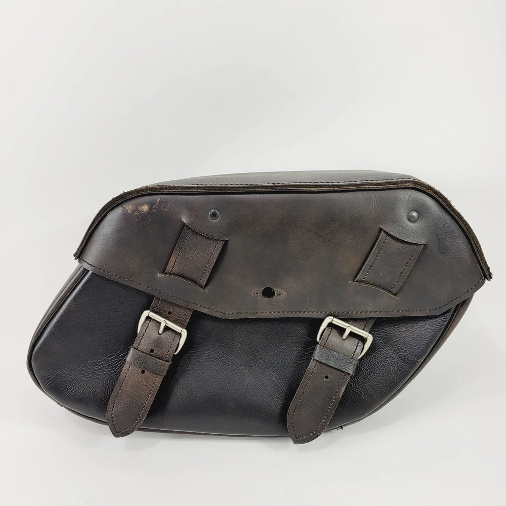 Right Side Skull Leather Saddlebag for Harley Dyna (2002–2017)