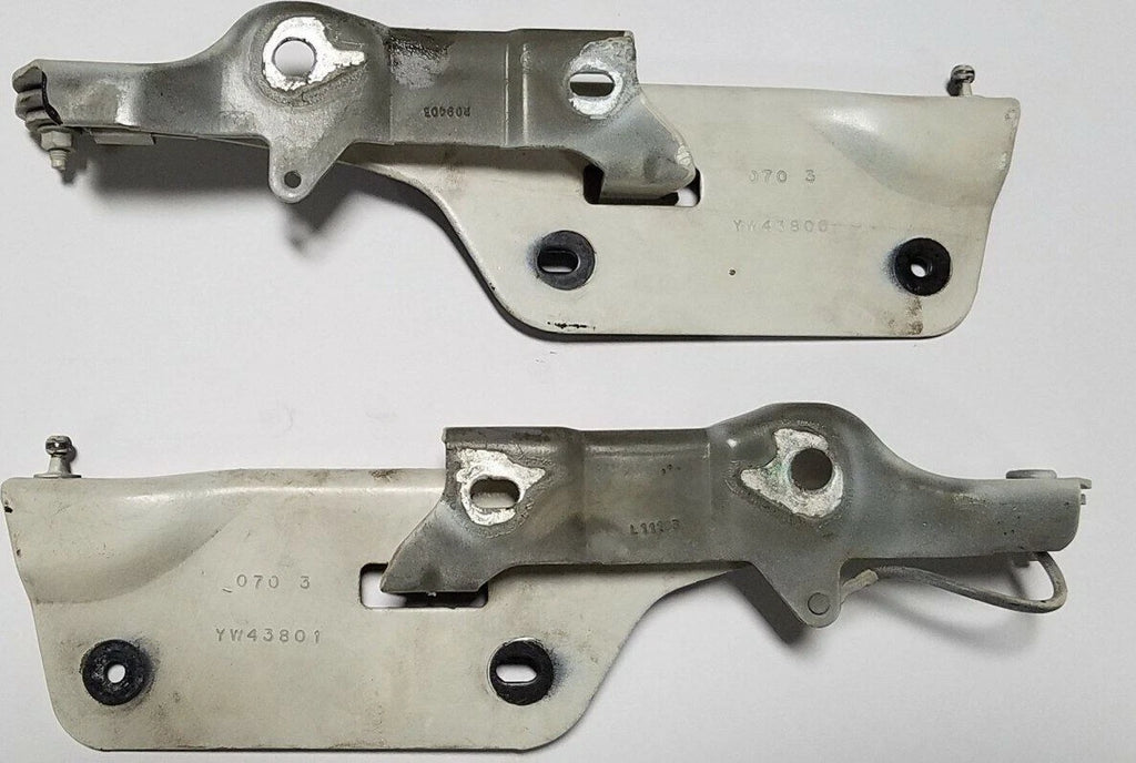 Hood Hinge Set for Lincoln LS (2003–2006)