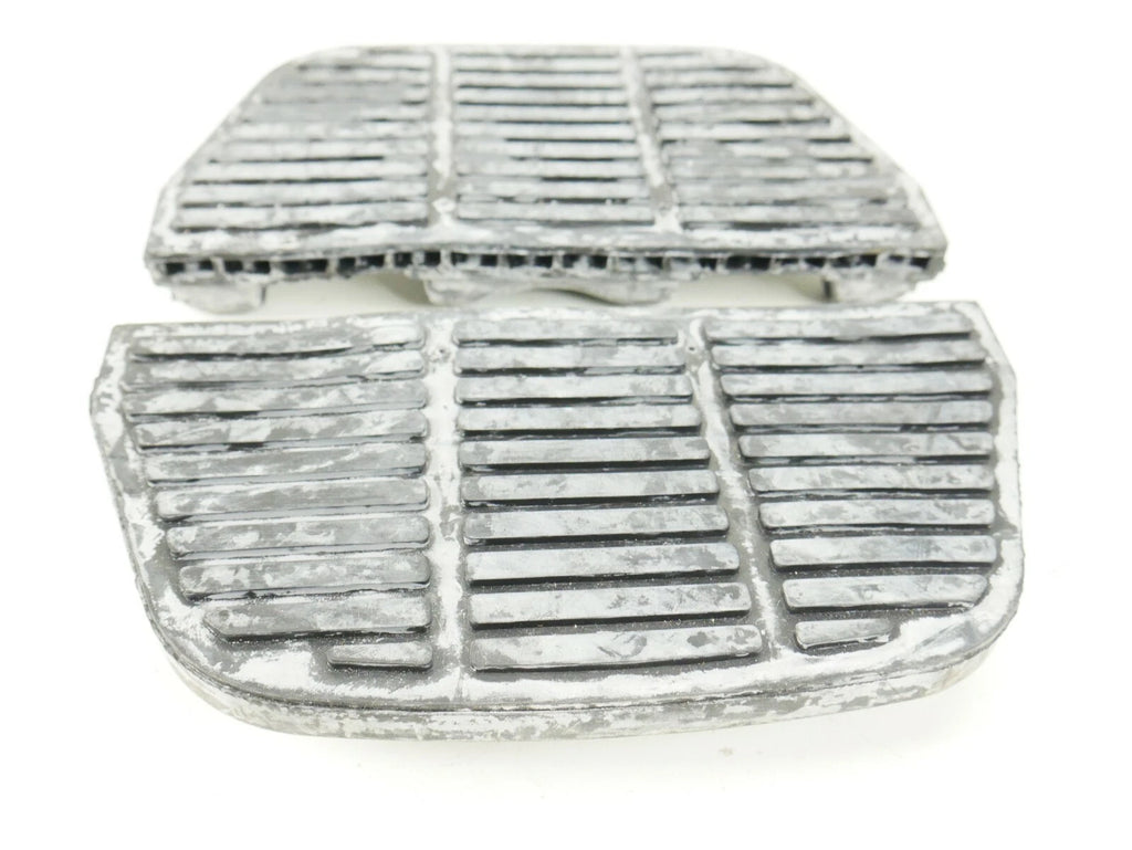 Set of 2 Black Rubber Passenger Floorboard Inserts for Harley Davidson Touring (1986–2005)