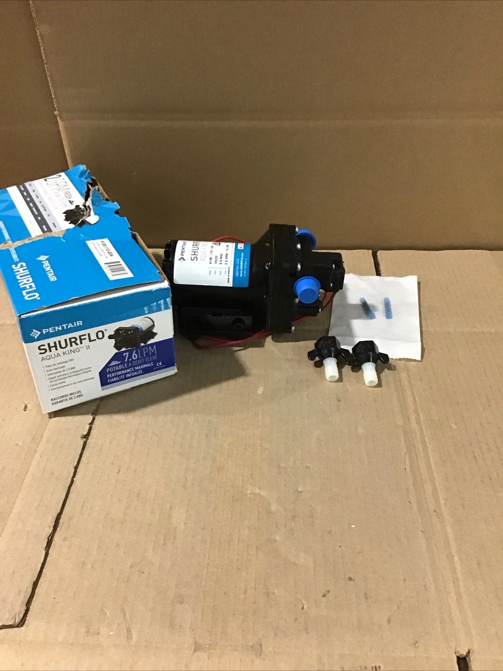 Shurflo Aqua King II Junior Fresh Water Pump 12V 2.0 GPM for Boats (Damaged Box)