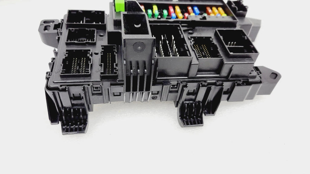 Passenger Side Fuse Box for Ford F150 Lightning (2022–2025) NU5Z15604BR