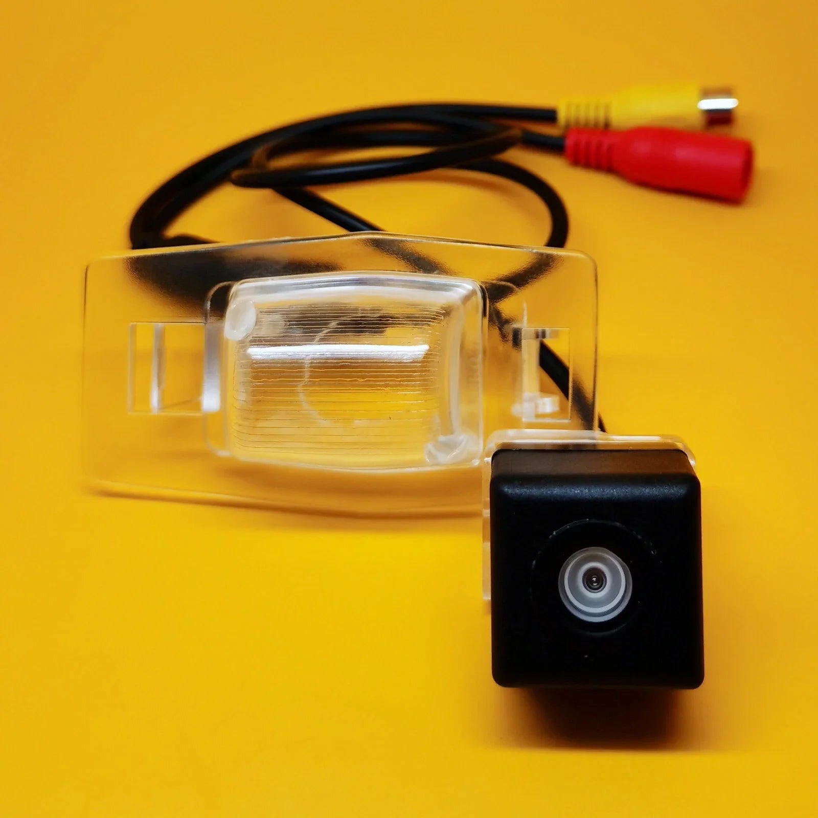 Car Rear View Backup Camera for Mazda MPV (2000–2006)