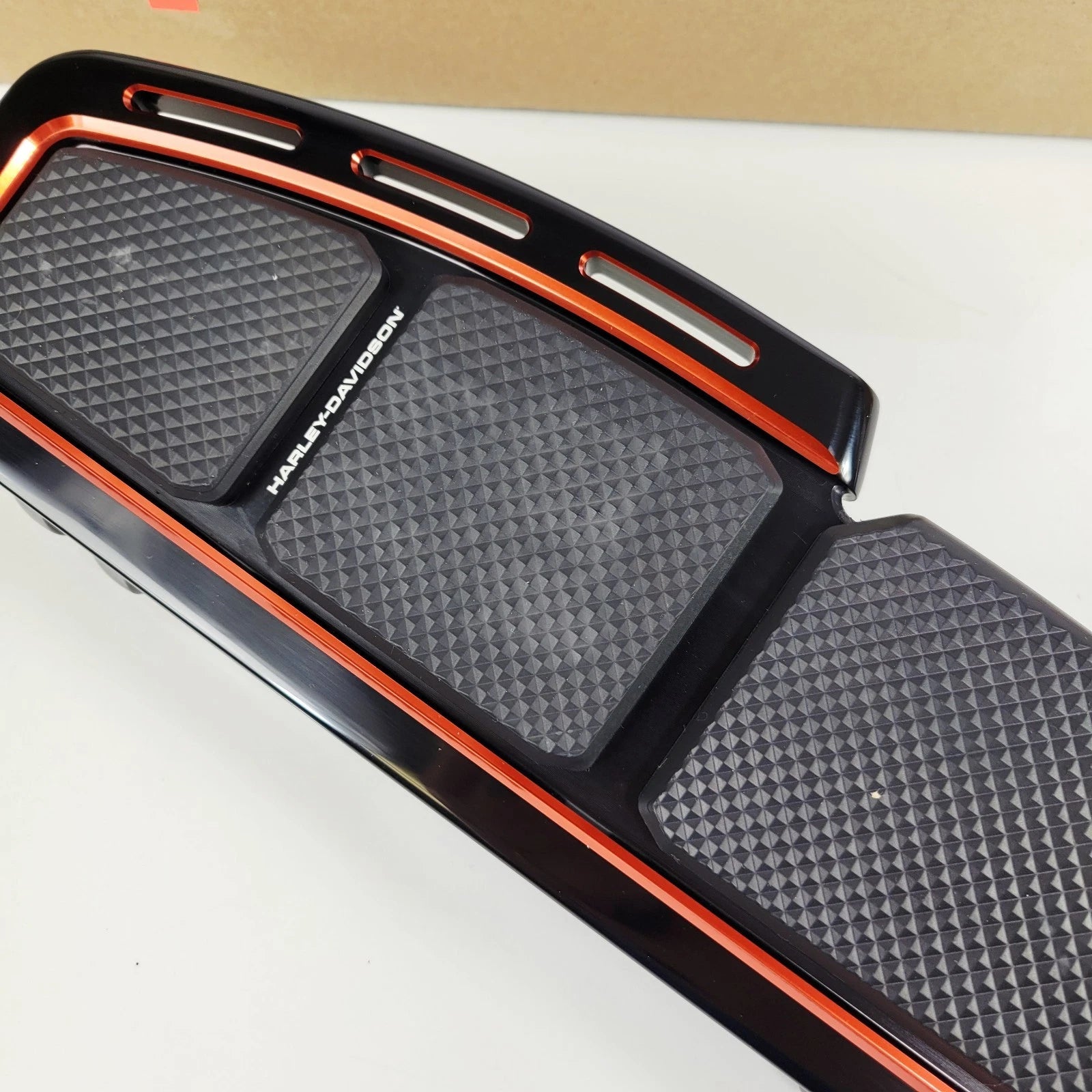 Right Floorboard for Harley CVO Adversary Collection (2023–2026) 50502322
