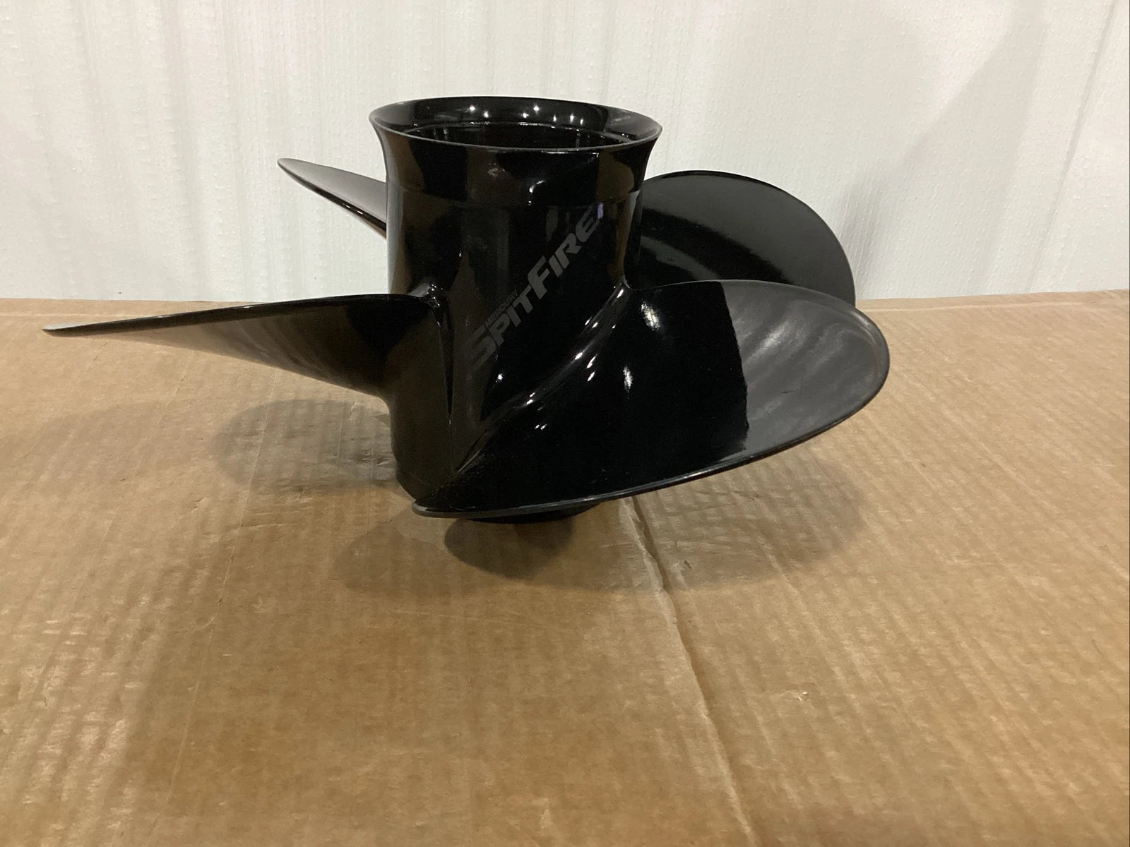 Propeller for Mercury Spitfire (No Hub Kit) 13.8x13P 48-8M8026570