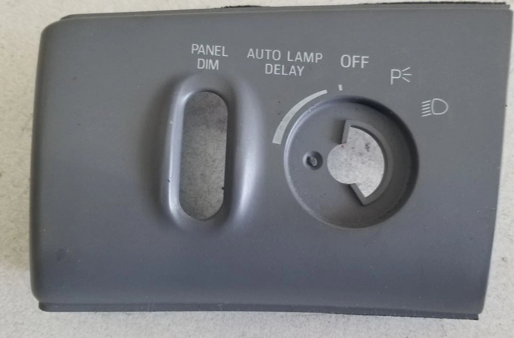 Headlight Switch Cover for Lincoln Mark VIII (1997–1998) Z2 D2 Graphite