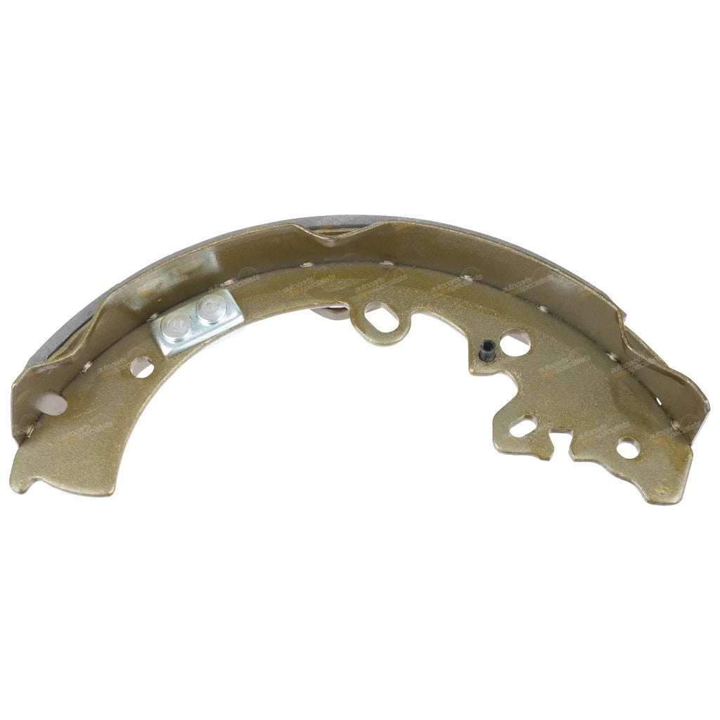 4x4 Drum Brake Shoes for Toyota Hilux (2005–2016)