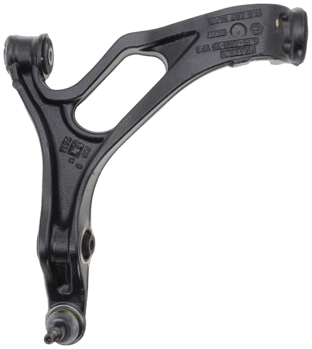 Front Right Lower Control Arm for Volkswagen Touareg (2004–2009)
