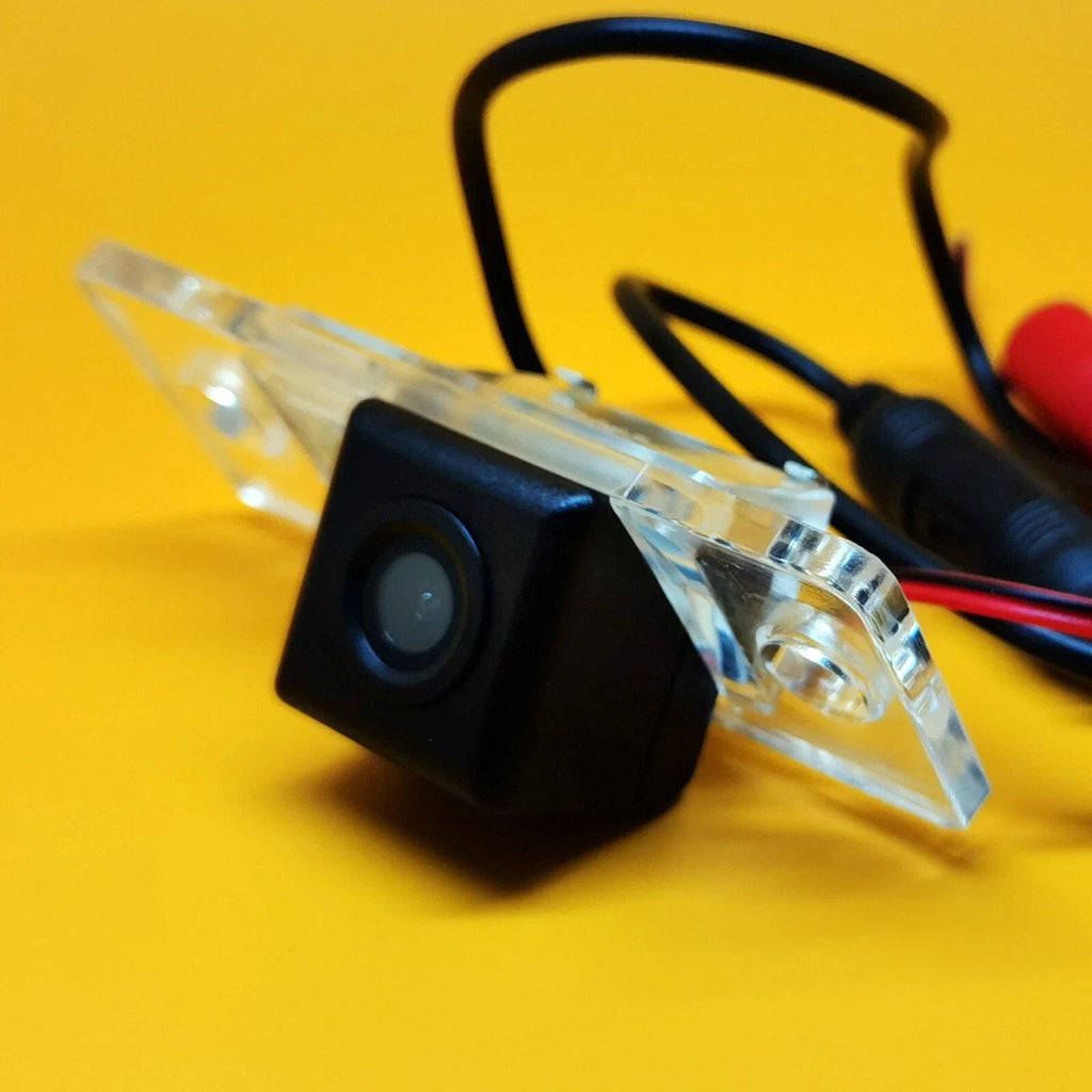 Reverse Rear View Backup Camera for Volkswagen Golf (1999–2003)