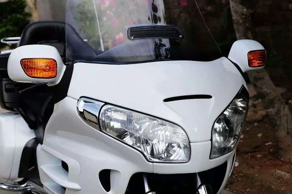 Front Chrome Headlight Cover Trims for Honda Goldwing GL1800 (2006–2014)