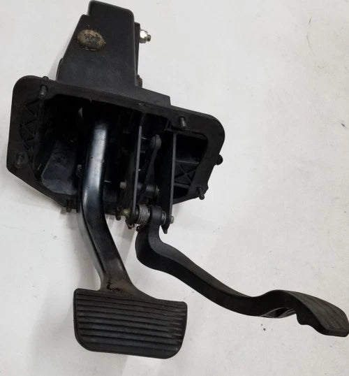 Brake Fuel Pedal Assembly MNE5372AB for Jaguar XJ8 XJR VDP (1999–2003)