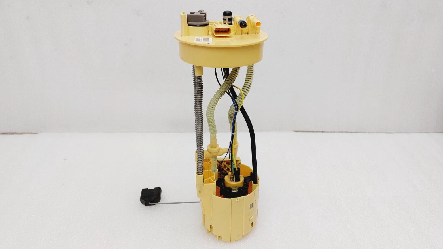 Fuel Pump and Sender Assembly for Dodge Ram 2500 3500 5.9L Diesel (1998–2004) A2C53109795