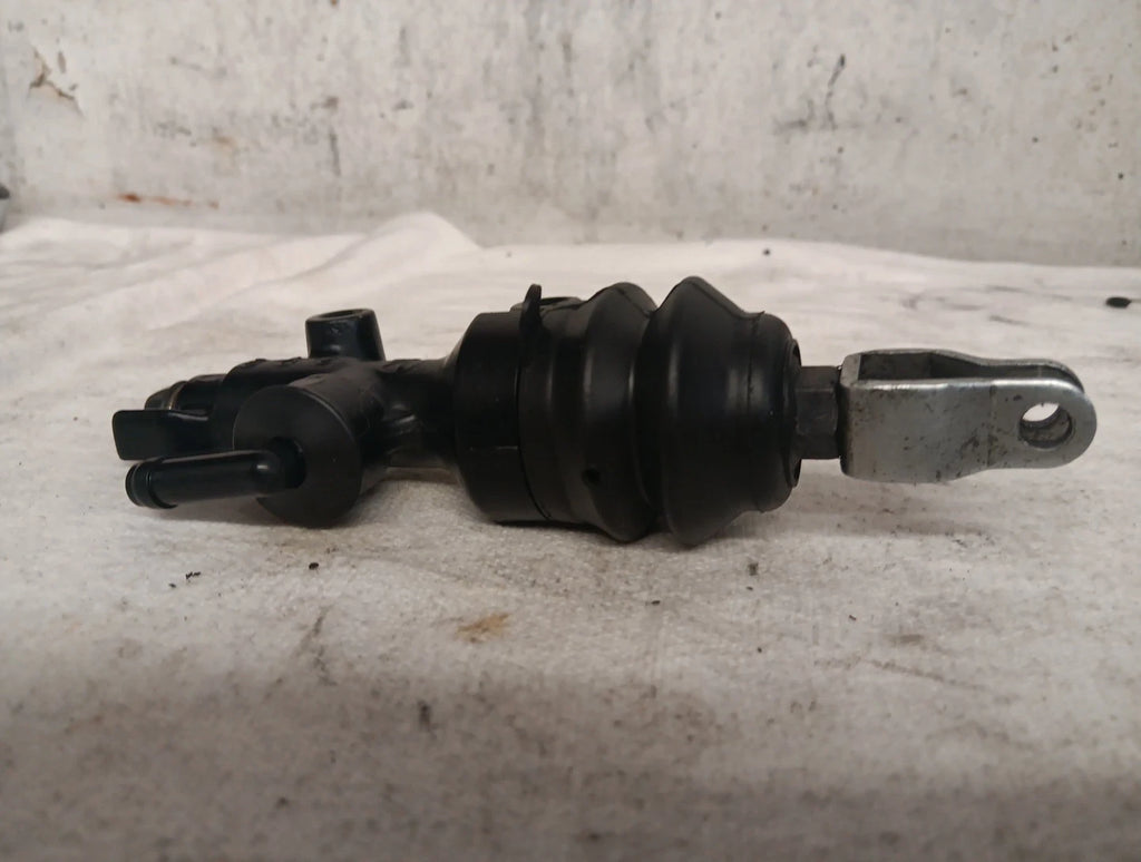 Rear Brake Master Cylinder for Harley-Davidson Big Twin (9606)