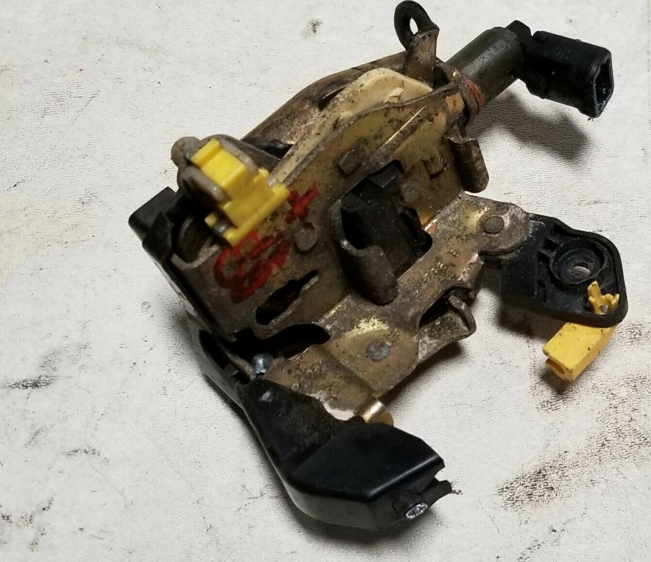 Left Front Door Lock Latch for Lincoln Continental (1995–2002) OEM