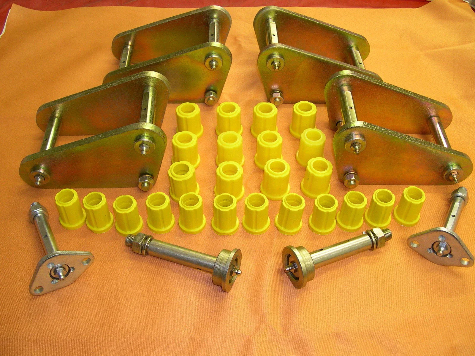 Extended Front & Rear Shackles + Pins, Bushes for Land Cruiser FJ45 HJ45 (Pre-1980)