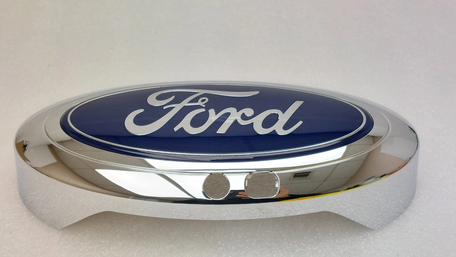 Chrome Grille Emblem for Ford Expedition (2018–2022) JL1B-8B262-AD