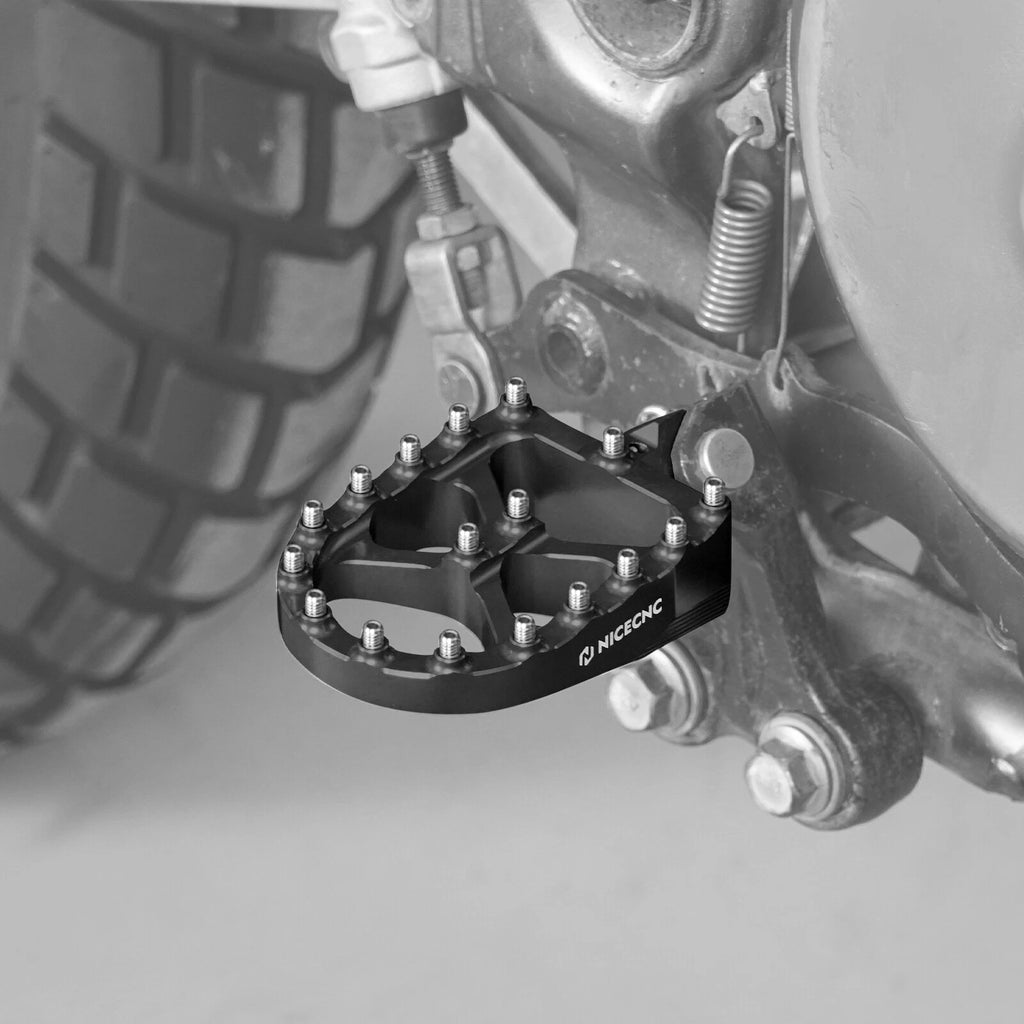 Foot Pegs for Suzuki DR650S/SE (1996–2024) - Wide Pedal Pad Footrest