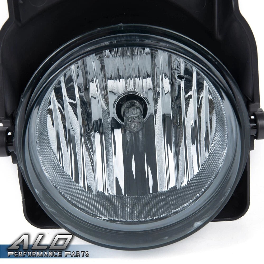 Set of 2 Bumper Fog Lights for GMC Sierra 1500 2500 3500 (2003–2006)