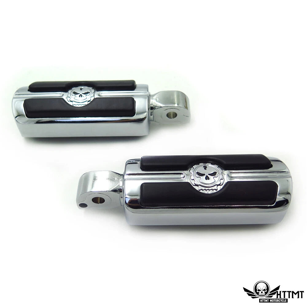 Chrome Gear Skull Footpegs for Suzuki Intruder 1400/Boulevard S83 (1995–2008)