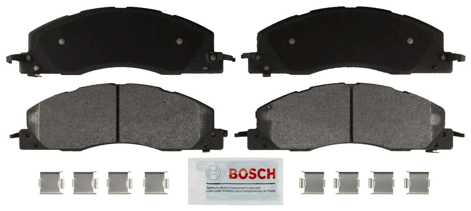Set of 4 Front Disc Brake Pads for Dodge Ram 2500 3500 (BSD1399)