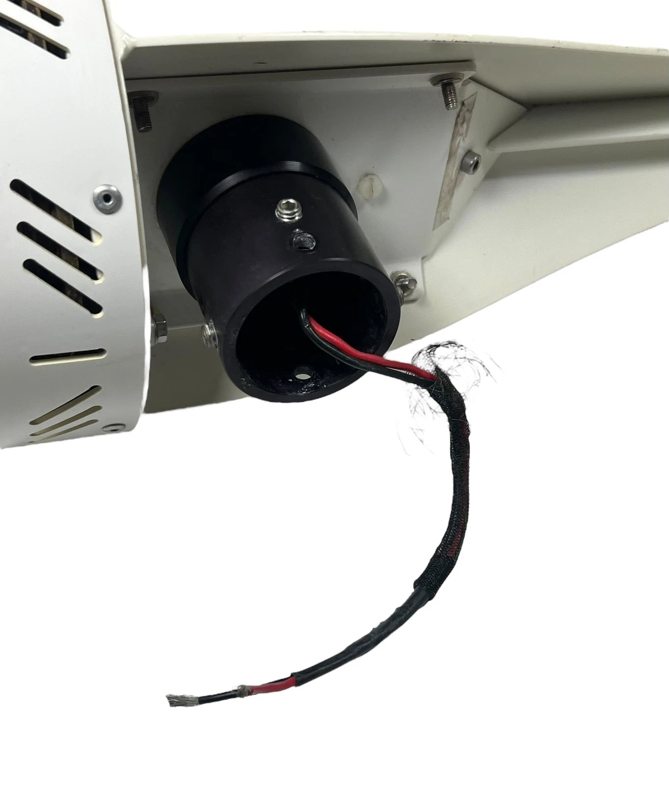 Leading Edge LE-300 Wind Turbine Chassis for Parts