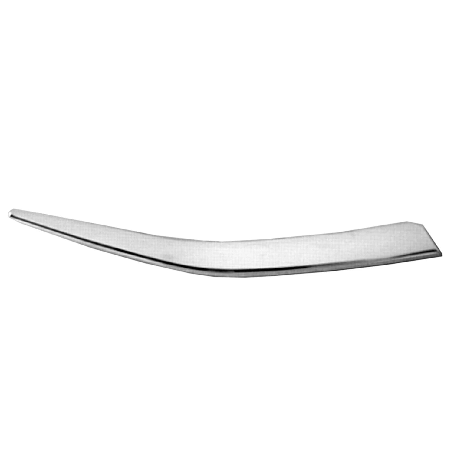 Replacement Lower Grille Molding Passenger Side for Toyota Hilux (2016–2020)