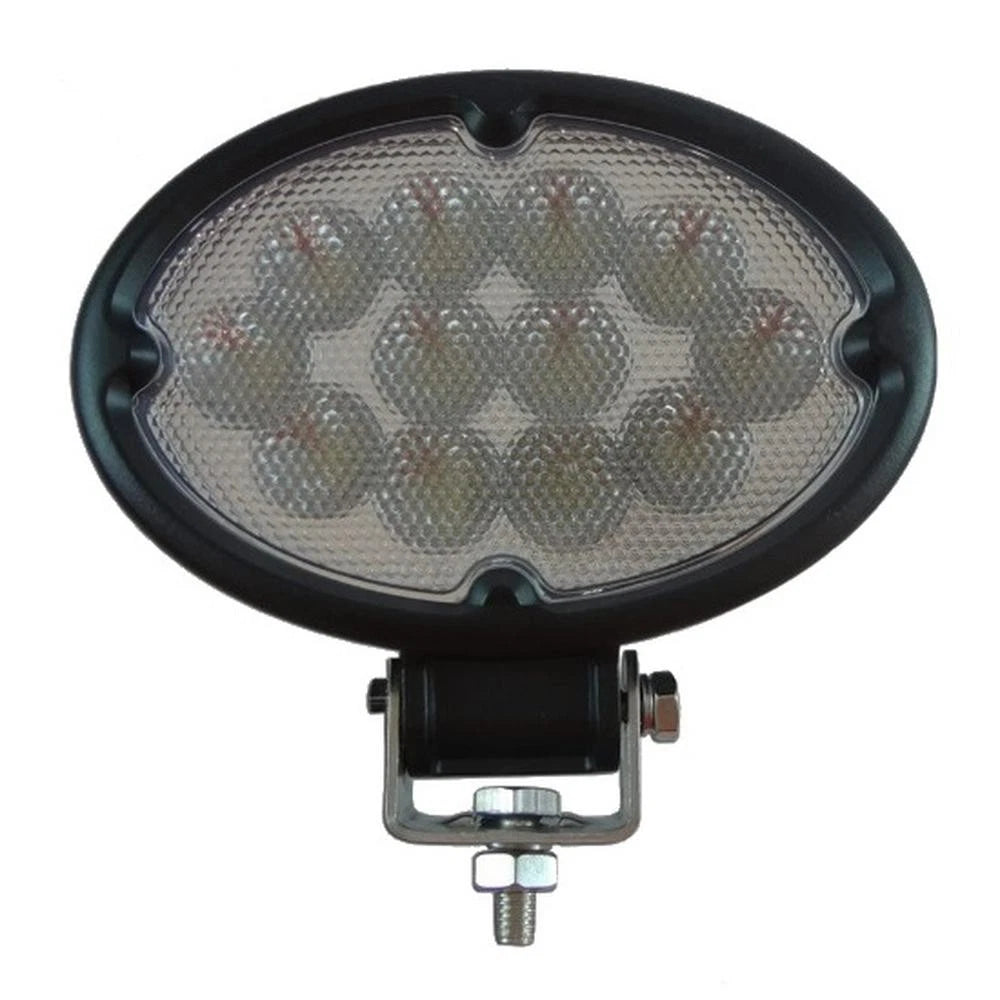 LED-640F Oval LED Flood Beam Light for Cab Lamp (2500 Lumens)