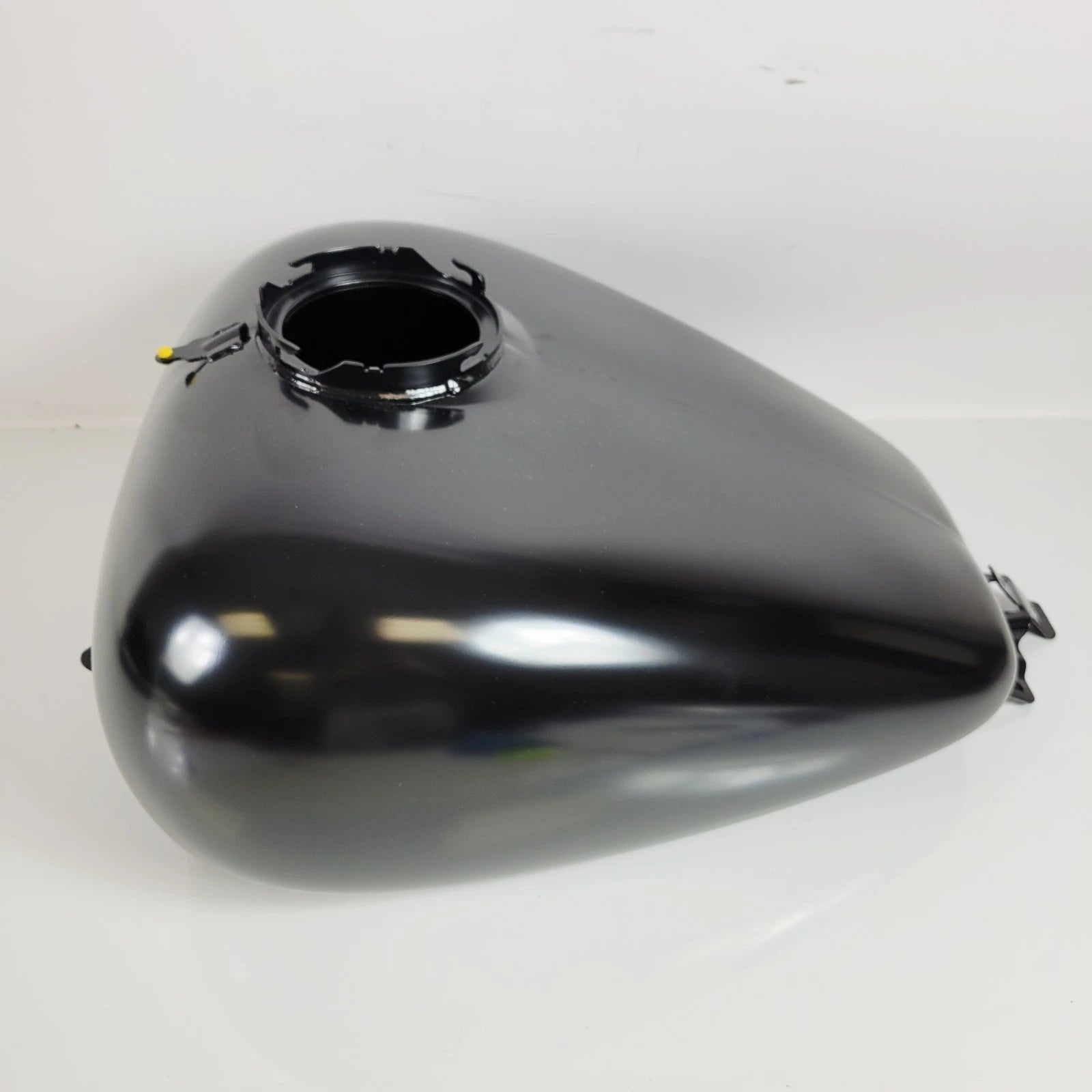 OEM Center Fill 6 Gallon Gas Tank for Harley-Davidson (2008–Present) 61356-08