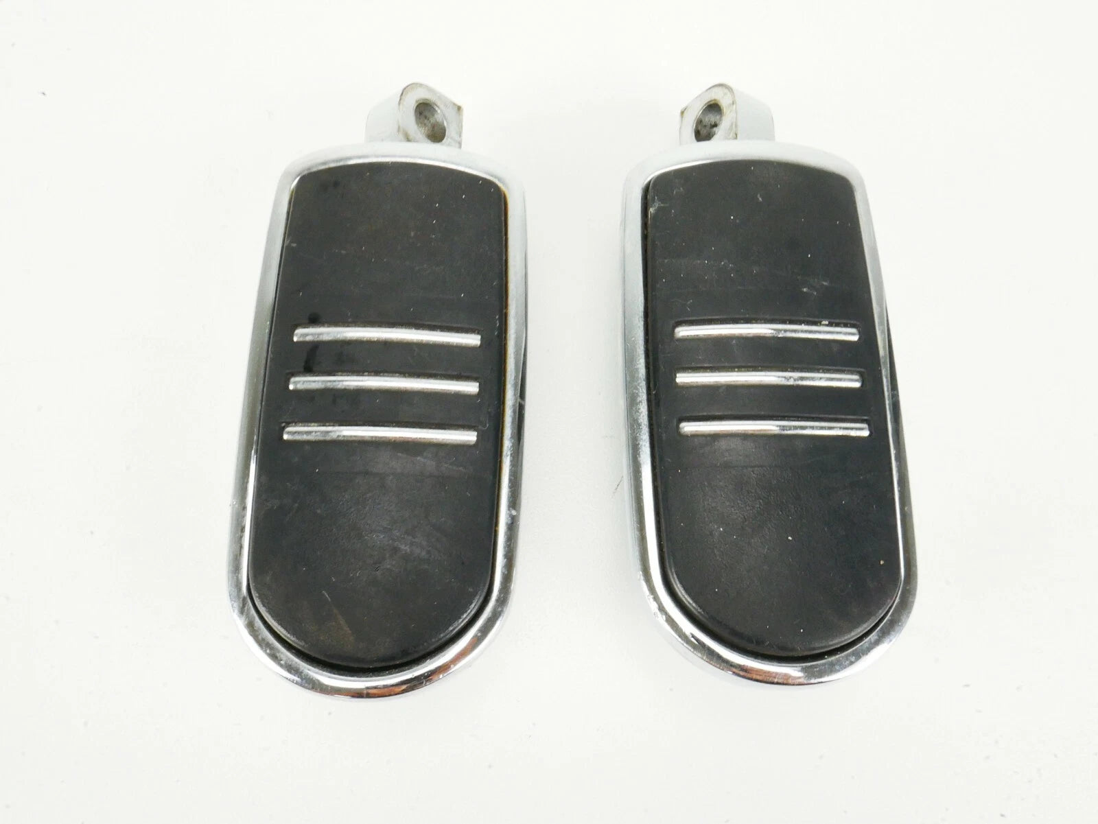 Set of 2 Chrome Passenger Foot Pegs for Harley Davidson Touring (1997–2024)