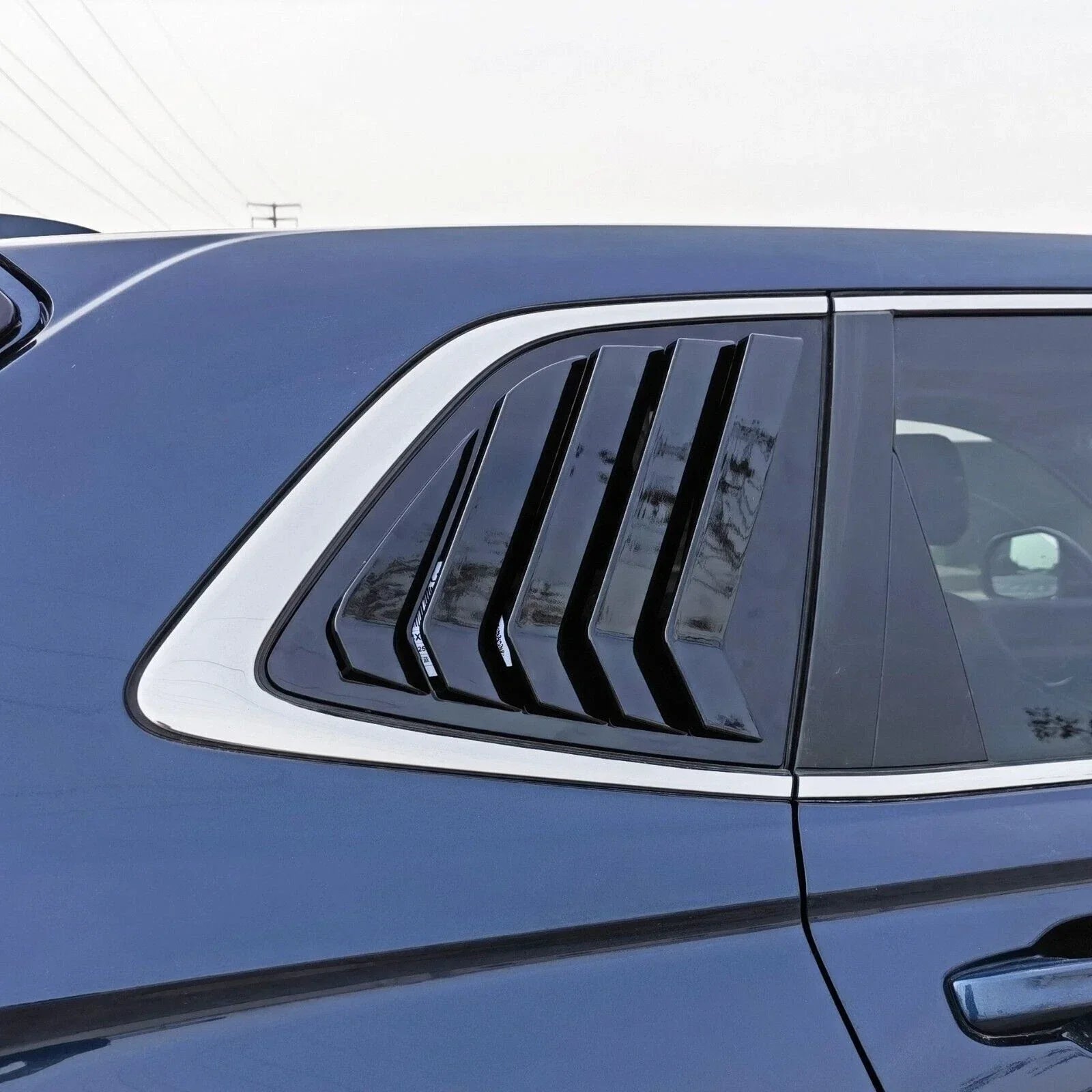 Rear window trims 2 x Gloss Black window blinds for Honda CR-V (2023–2024)