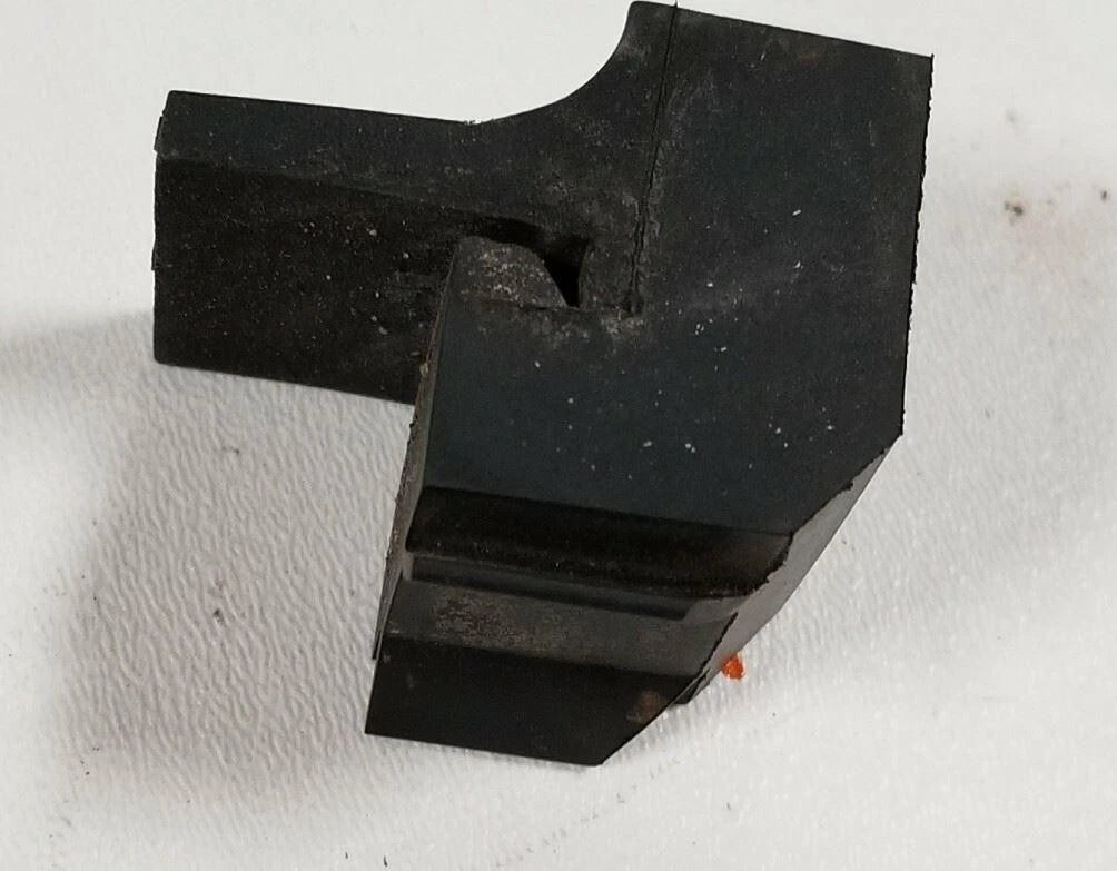 Hood Rubber Bump Stop for Jaguar XK8 XKR (1997–2003)