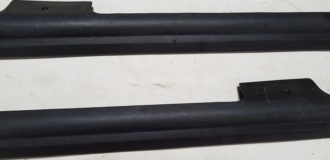Lower Seat Panel Set for Lincoln Mark VIII (1997–1998)