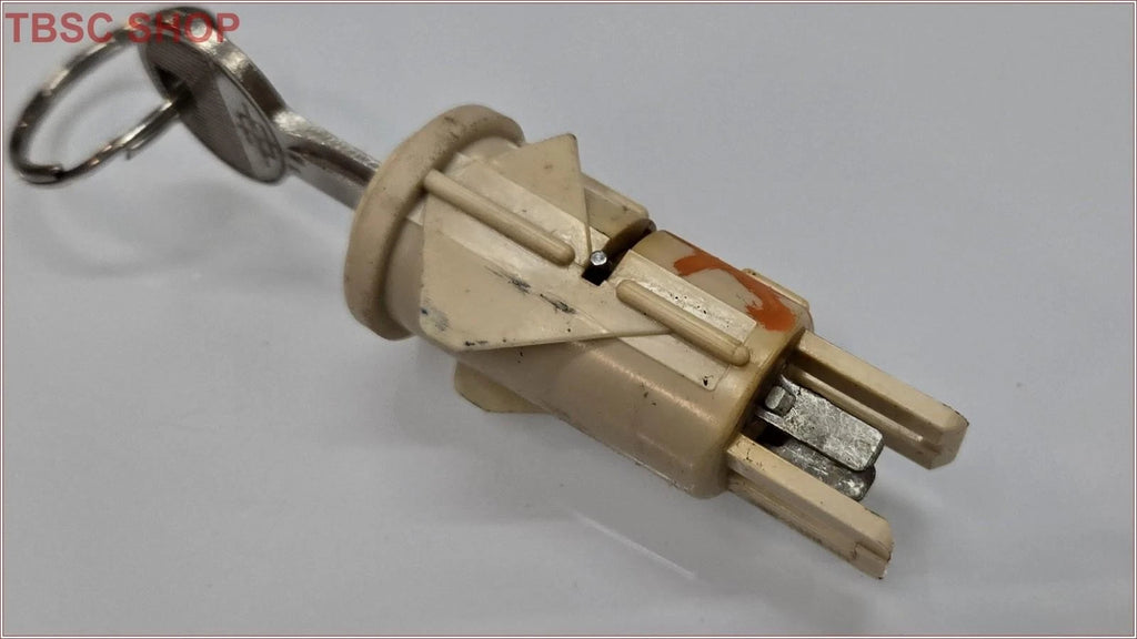 Trunk Release Button with Key for Lincoln Mark VIII (1993–1998) Ivory