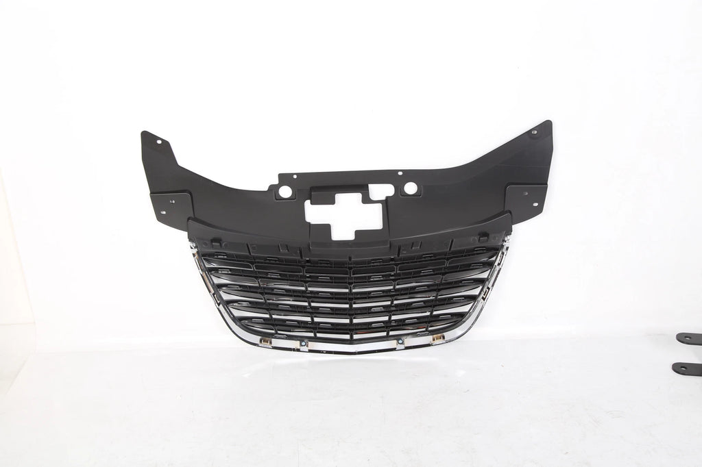 Chrome Front Hood Grille for Chrysler 200 (2011–2014) 68082050AE