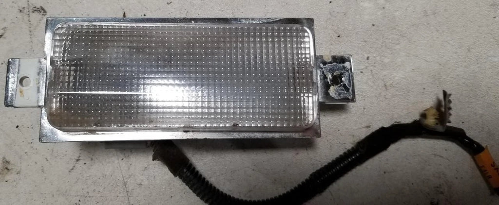 Roof Courtesy Light for Lincoln Mark VII (1984–1992)