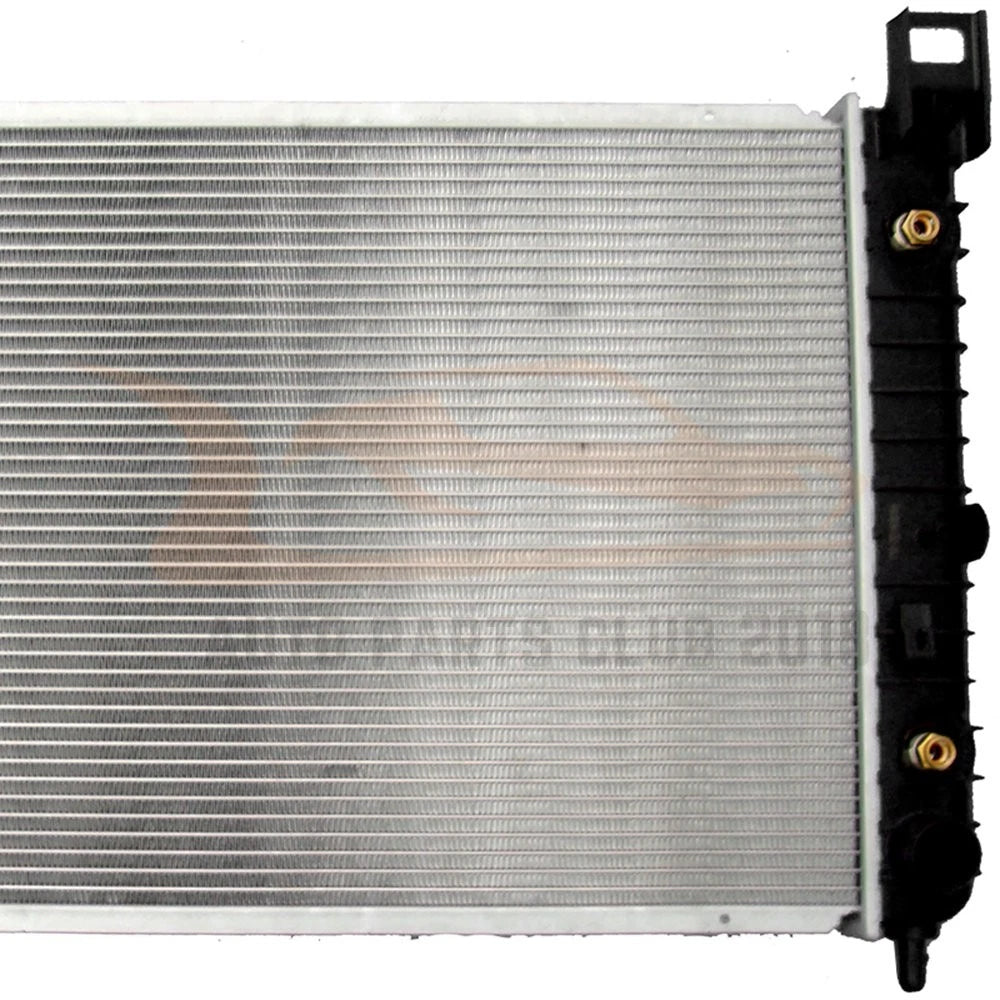 Radiator for Chevy Silverado 1500, GMC Yukon (1999–2013) Q2334