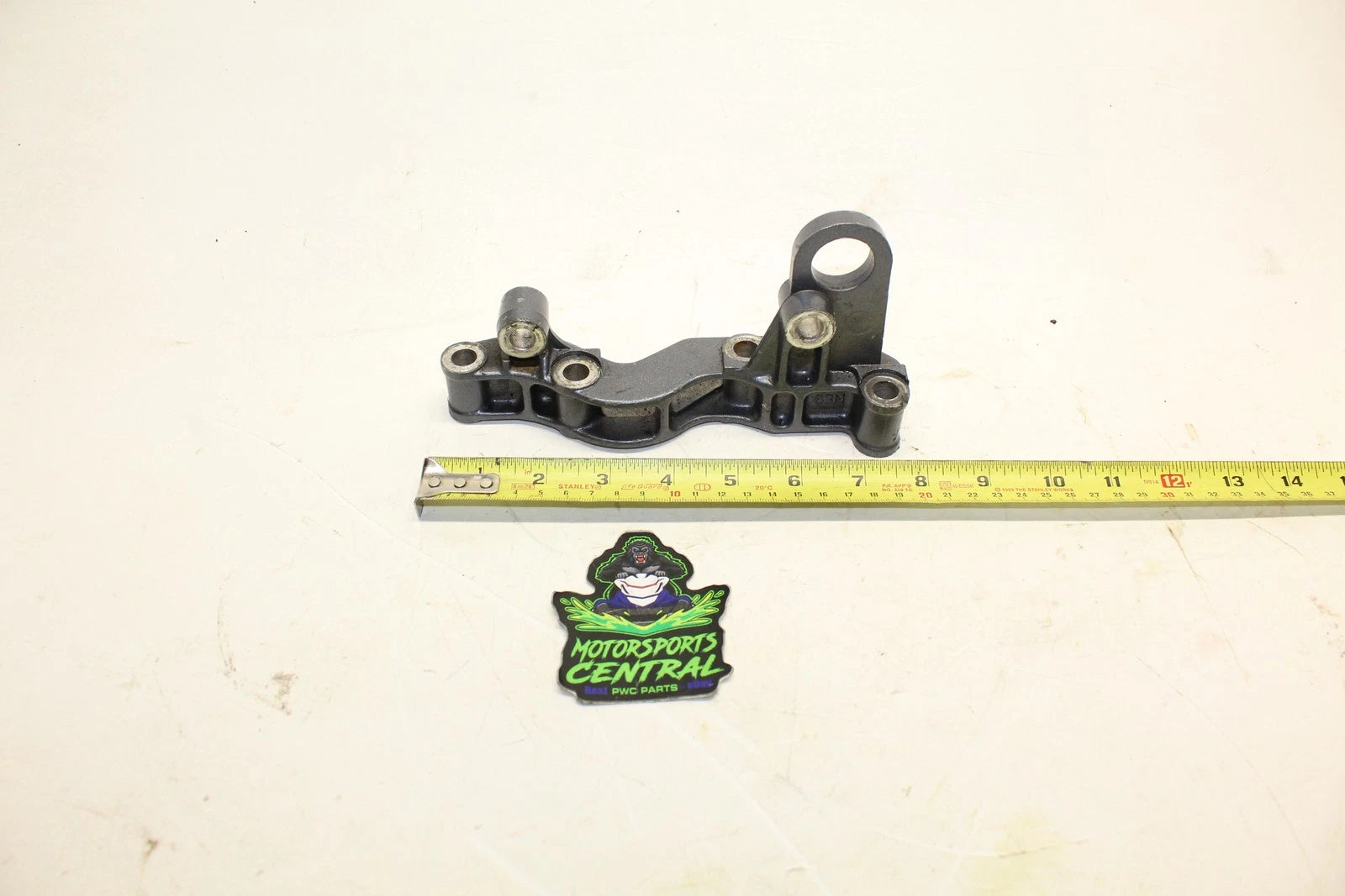 Exhaust Pipe Bracket for Yamaha Wave Raider Venture 1100 (1996–1999)